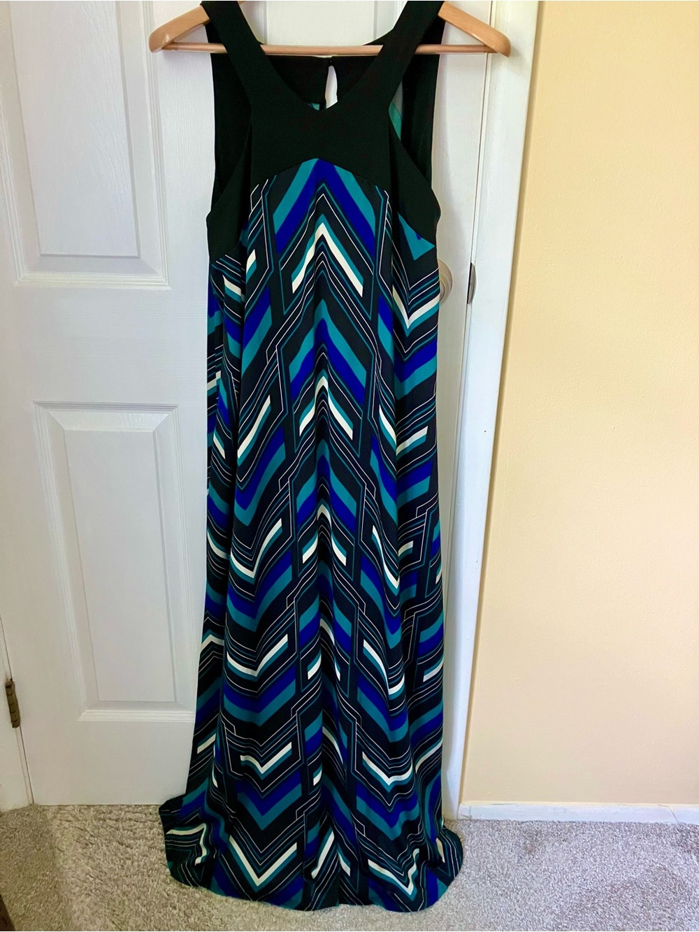 NY Collection Sleeveless Chevron Maxi Dress in Black and Blue Teal